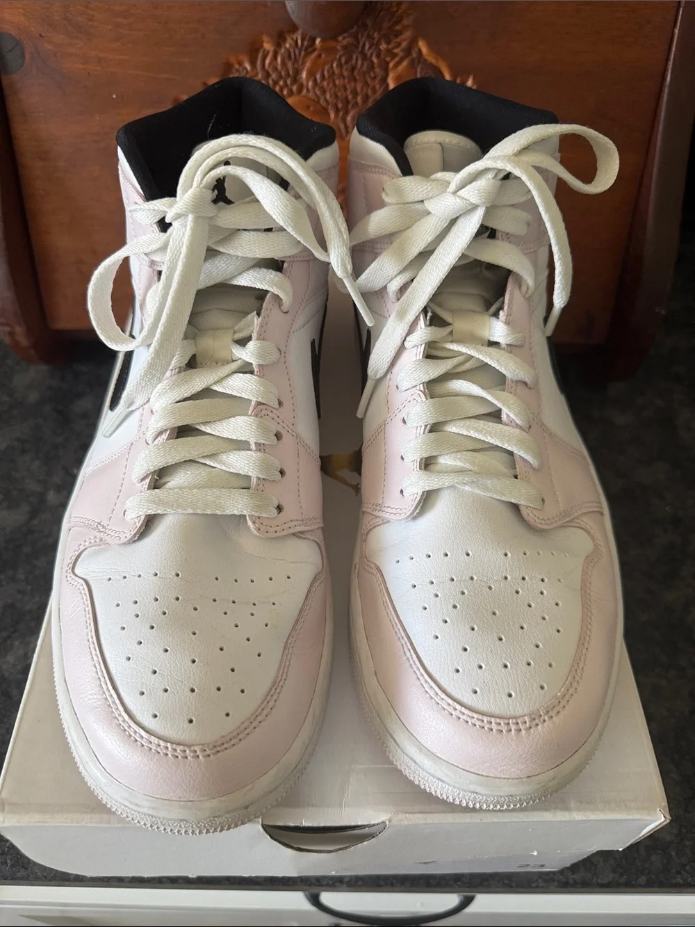Nike Air Jordan 1 Mid Barely Rose Women Sz 10.5
